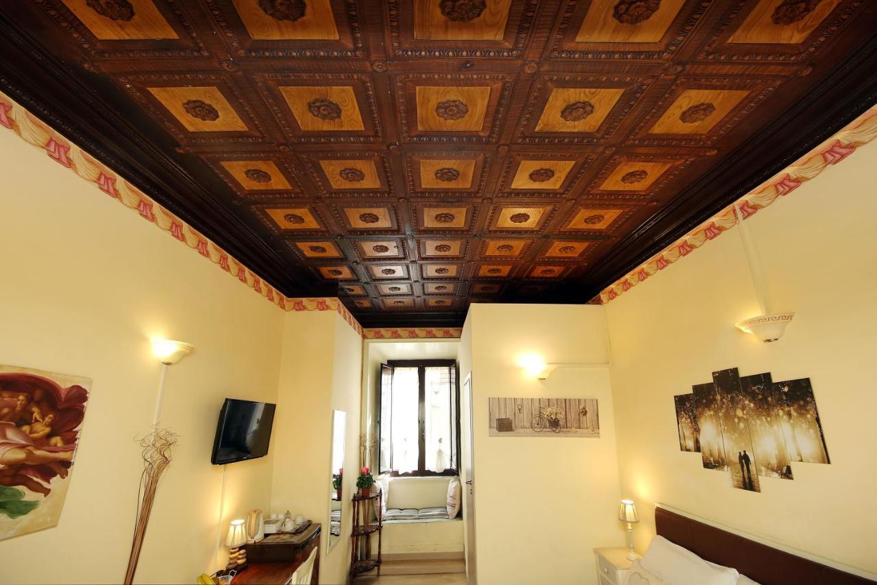 Tibullo Guesthouse Rome Bagian luar foto
