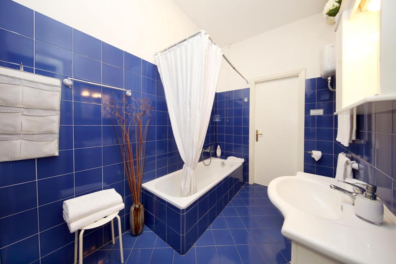 Tibullo Guesthouse Rome Bagian luar foto