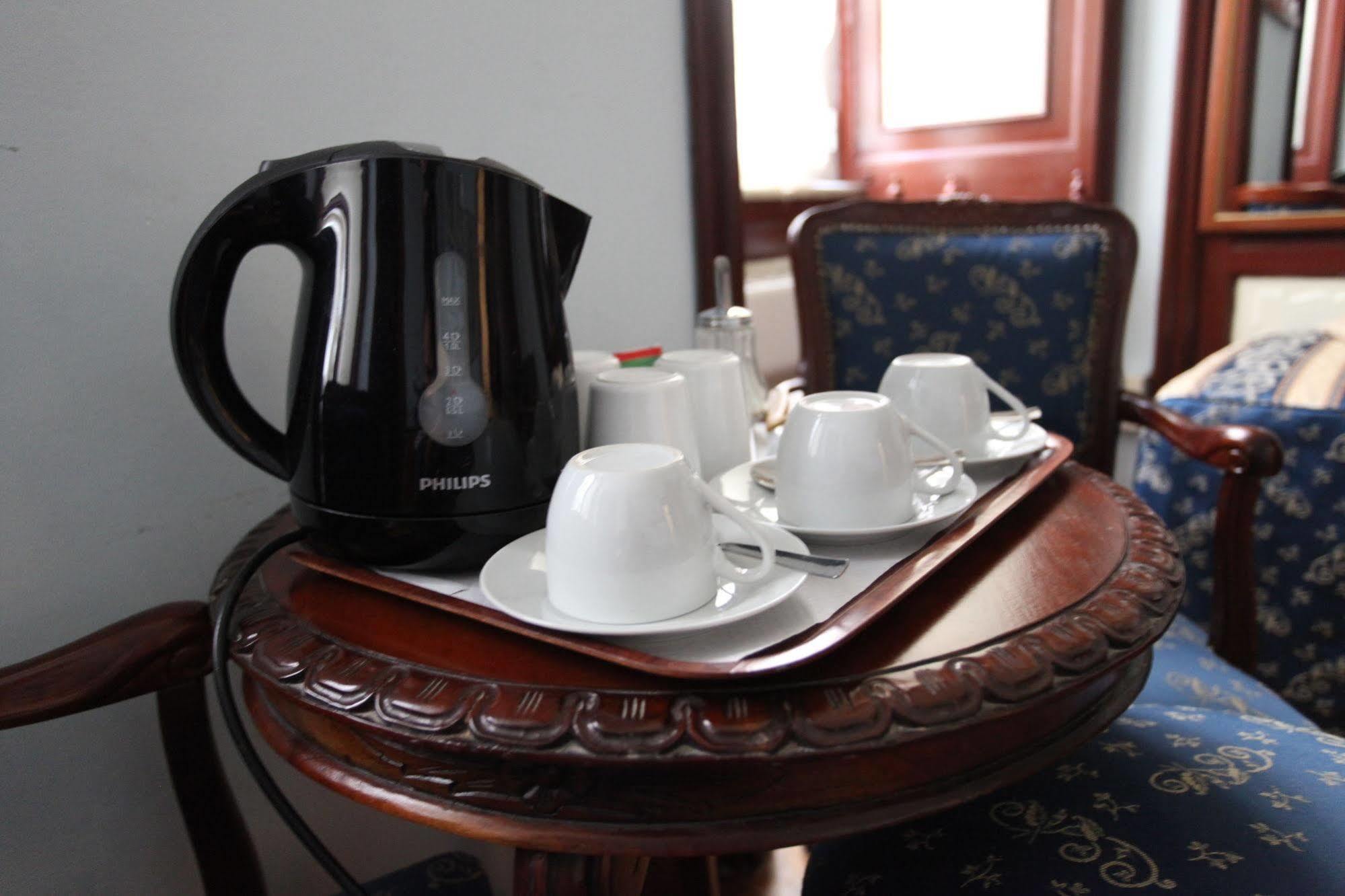 Tibullo Guesthouse Rome Bagian luar foto