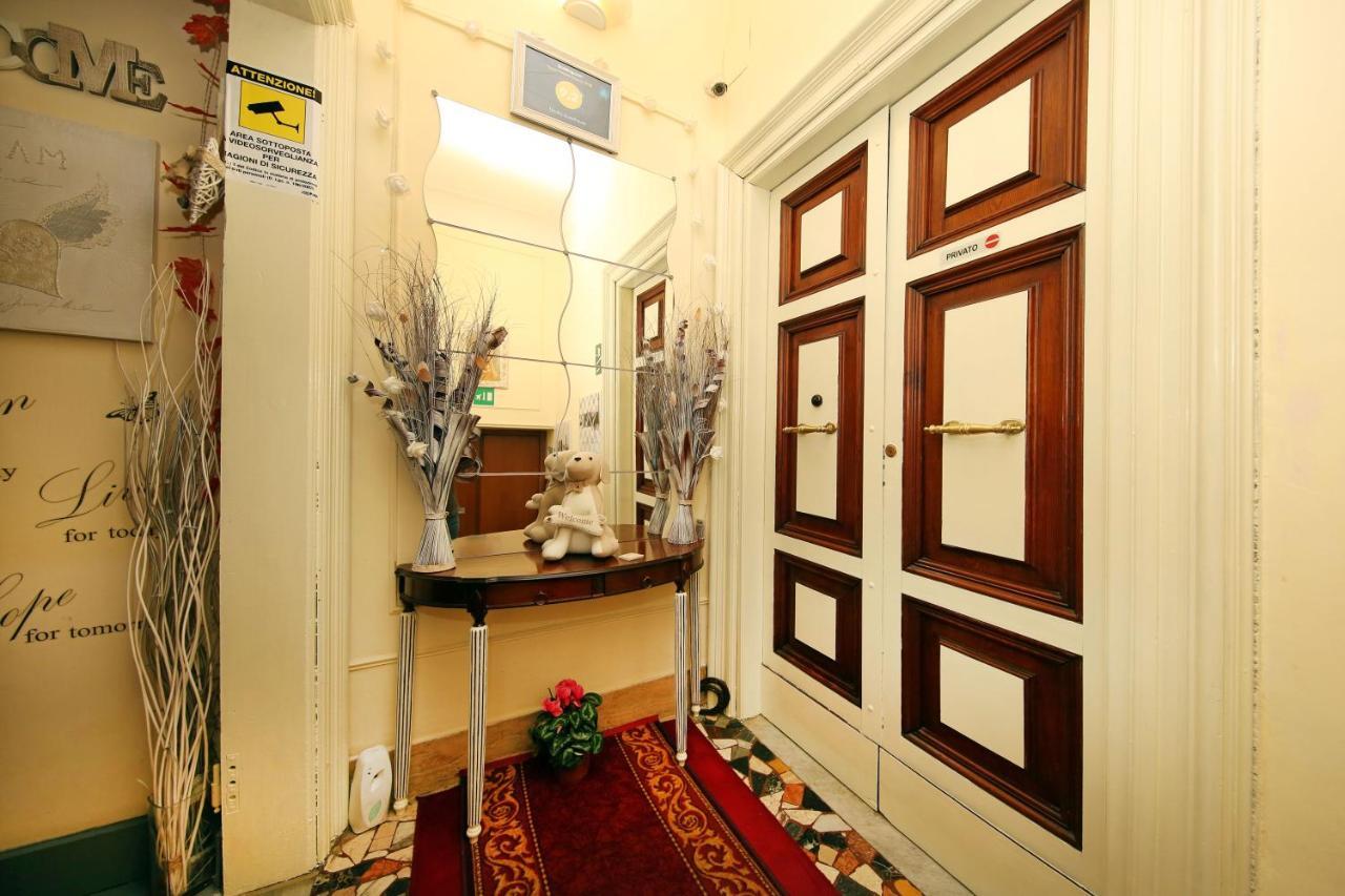 Tibullo Guesthouse Rome Bagian luar foto
