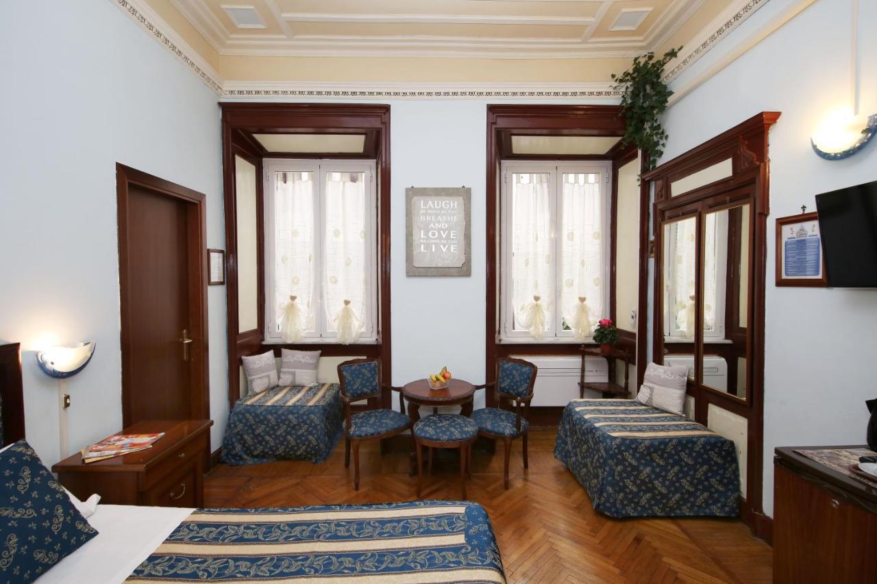 Tibullo Guesthouse Rome Bagian luar foto