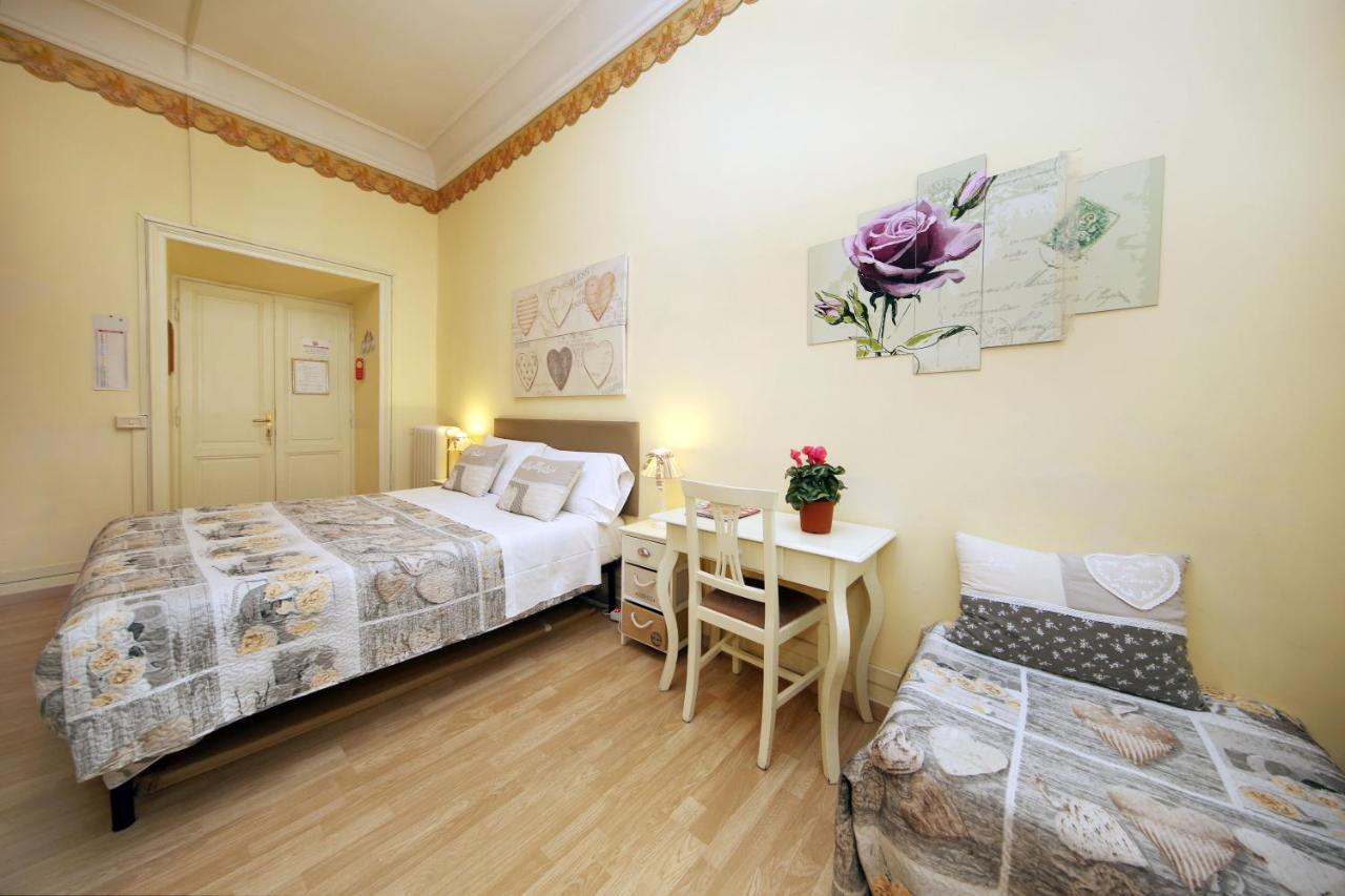 Tibullo Guesthouse Rome Bagian luar foto